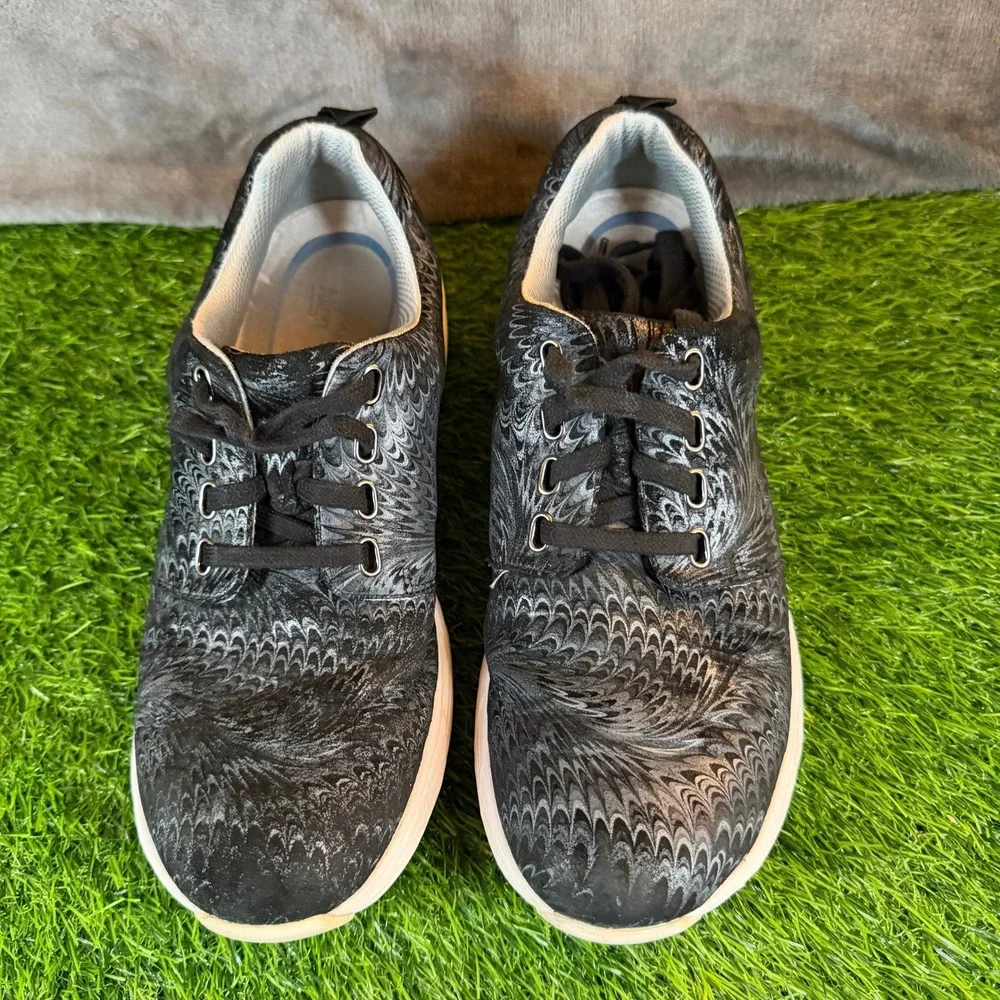 Nurse Mates Velocity Black Swirl Leather Walking Sneakers‎ Womens 10M VCJK16